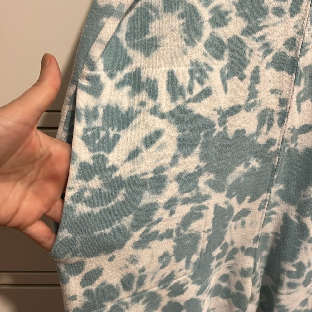 XS tie die romper pj / loungewear - Picture 5 of 6